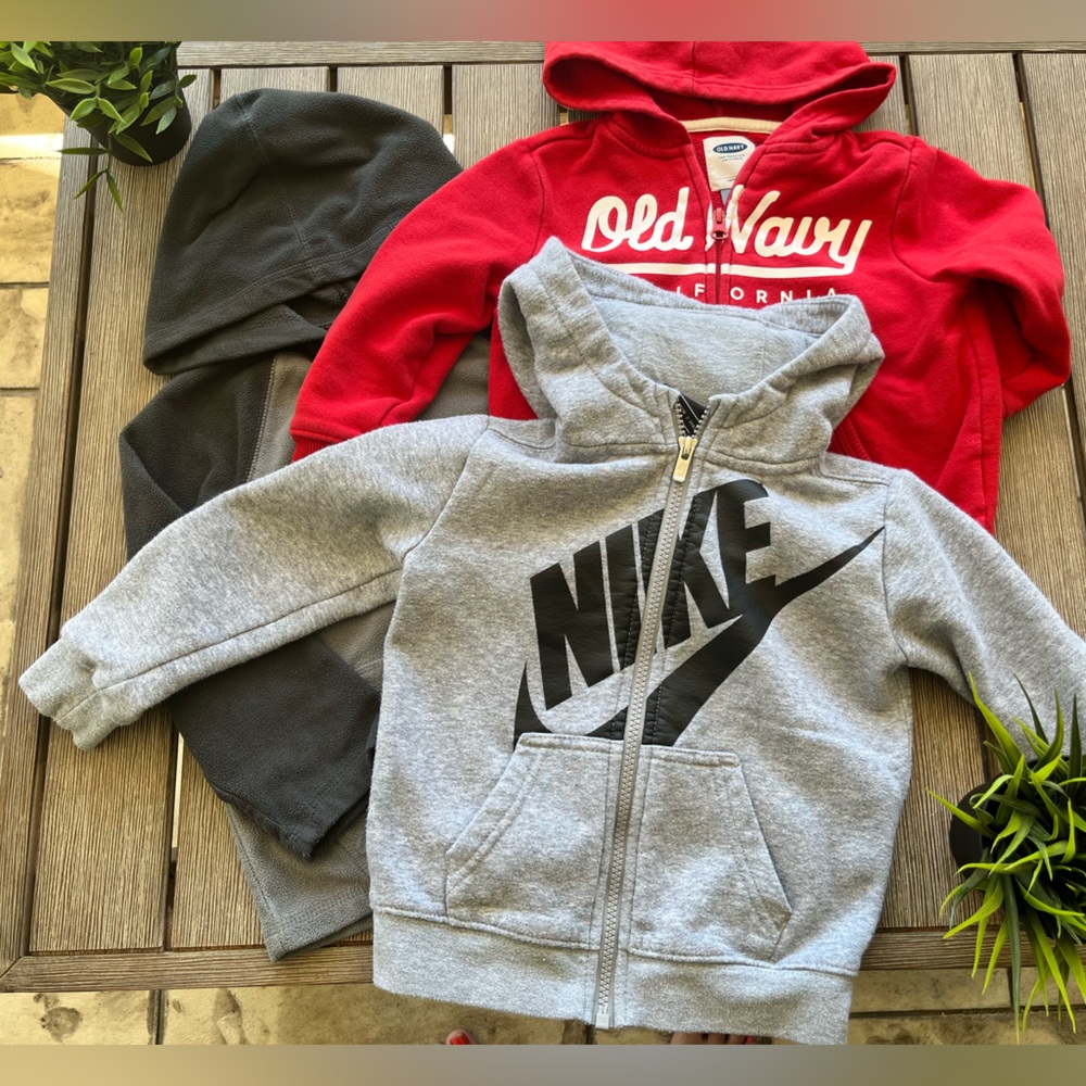 3-4T Hoodies. Bundle of 4 items